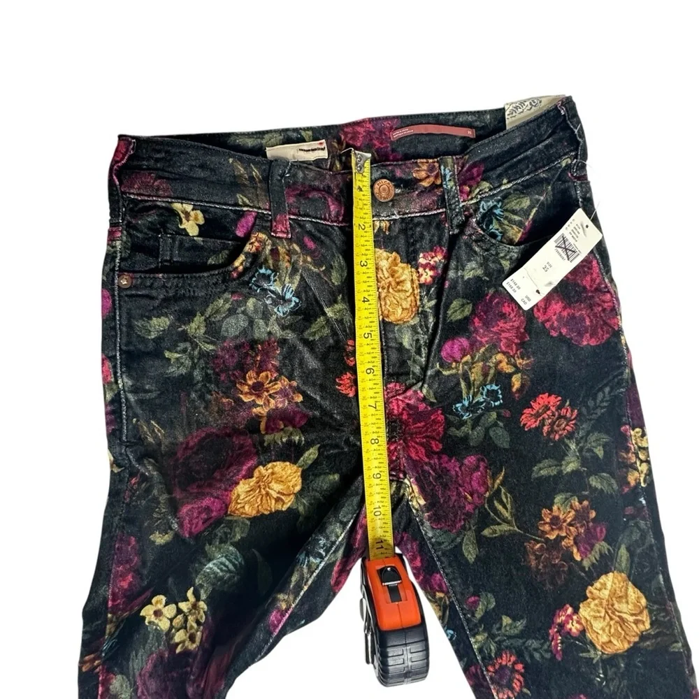 NWT Anthropologie Pilcro Velvet Floral Stretch Jeans 25 - Picture 10 of 16